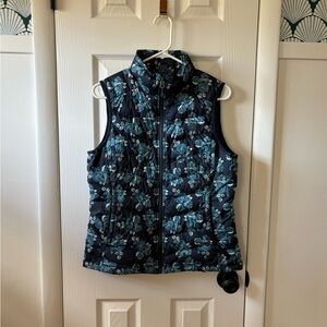 The North Face 550 Down Blue Floral Vest Medium